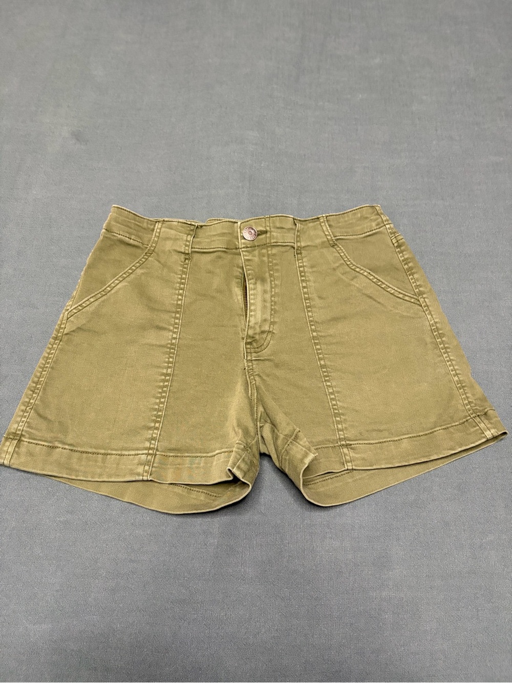 KUT Women’s Olive Green High-Waist Casual Shorts